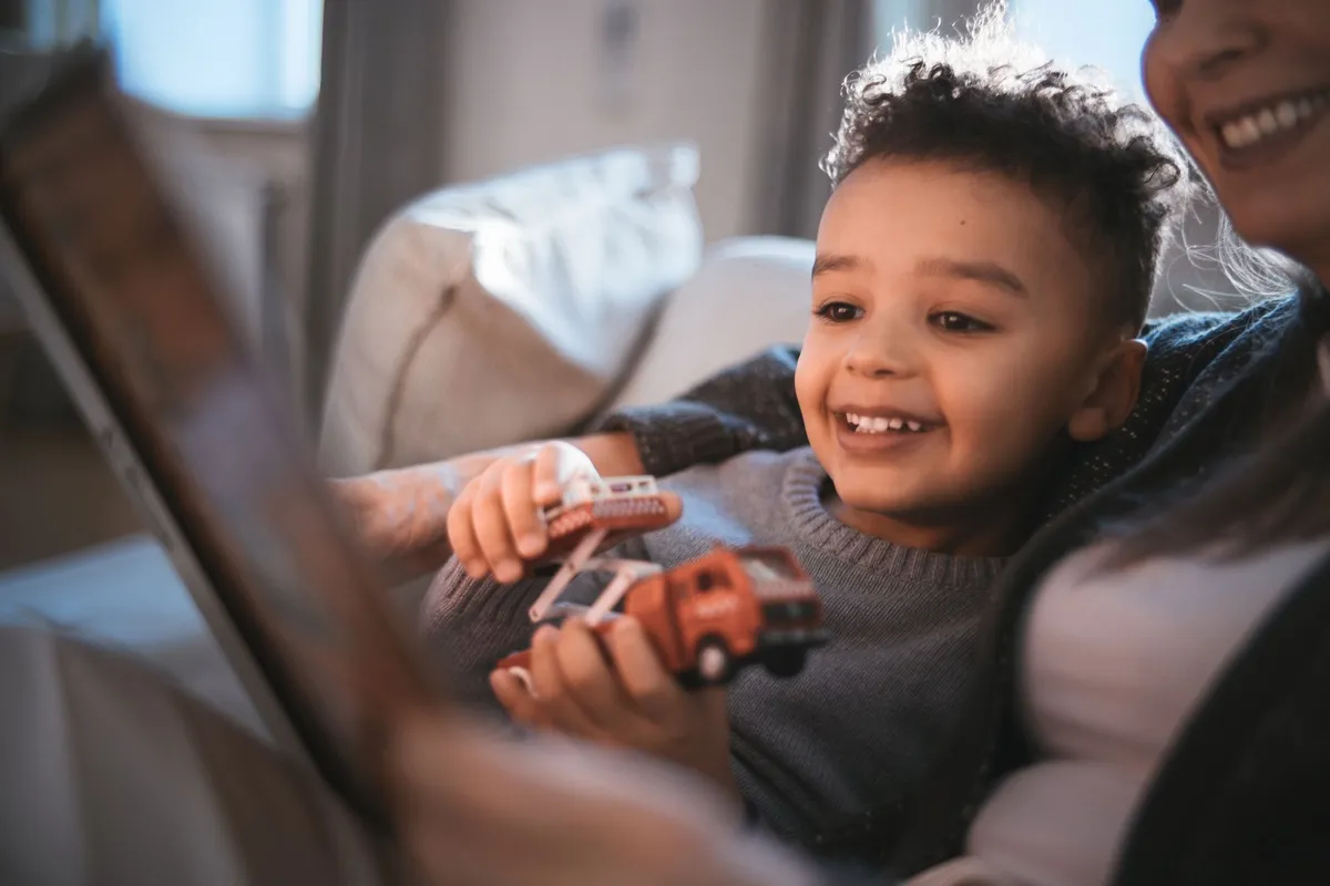 Conteuses pour enfants : Lunii, Yoto ou Toniebox ? Notre comparatif