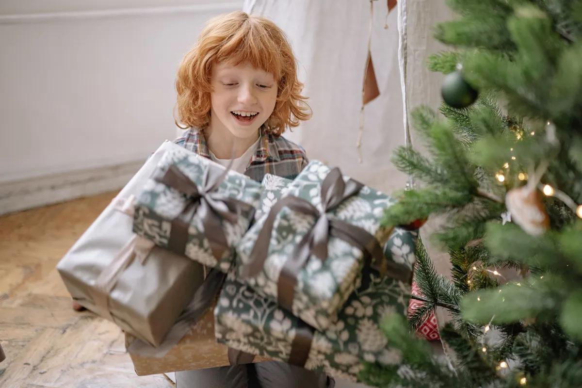 Idées cadeaux de Noël par âge : notre guide 0-6 ans