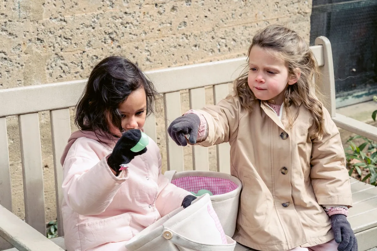 Organiser un jeu de piste pour enfants : règles et parcours prêts à imprimer