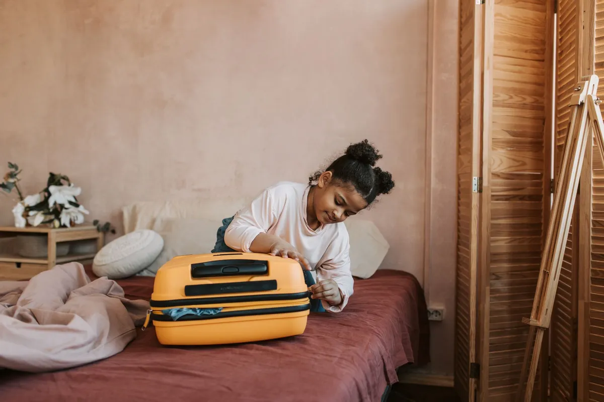 Voyager avec un bébé : checklist et astuces pour partir serein